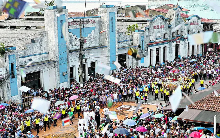 Romaria para Nossa Senhora do Ó percorre as principais vias do distrito.