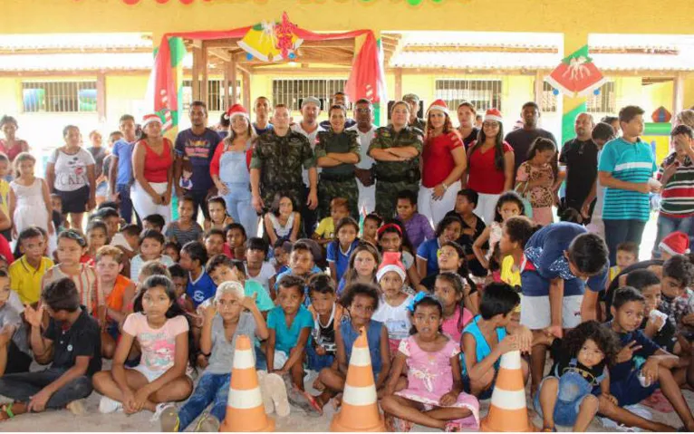 Polícia Militar promove 'Natal Ribeirinhos da Paz' para moradores de Cotijuba