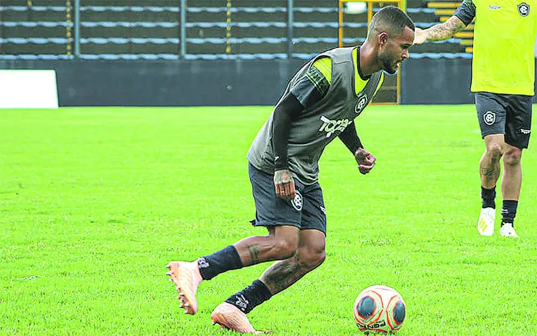 Wesley tem se destacado neste começo de temporada entrando no decorrer das partidas