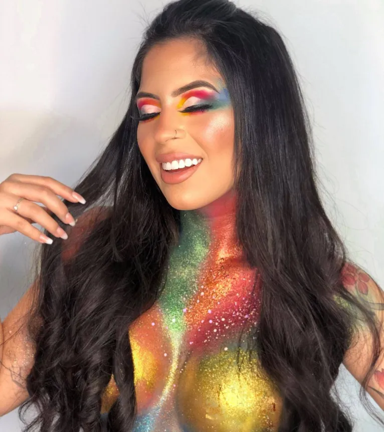 Está sem fantasia? Vá de maquiagem neste carnaval!