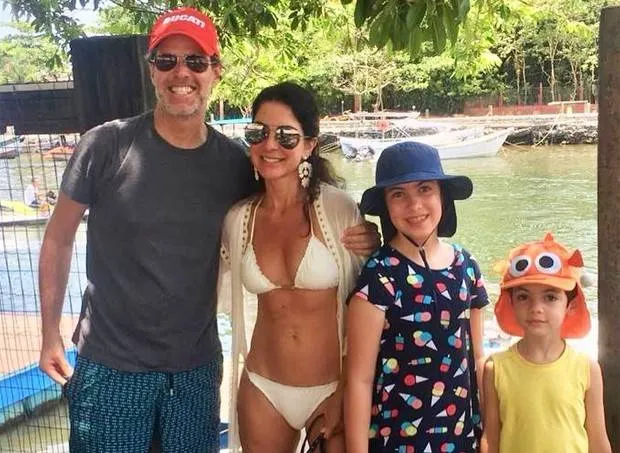 Em 2019,. ela também publicou uma foto exibindo o belo corpo