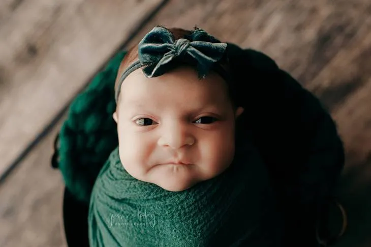 O ensaio newborn desta menina viralizou na web.