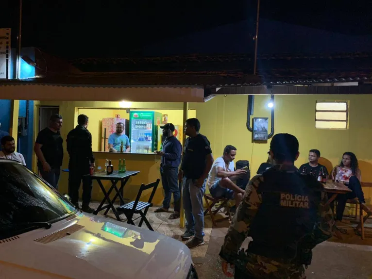 Operação conjunta da polícia fiscaliza restaurantes, bares e casas noturnas no interior do Pará