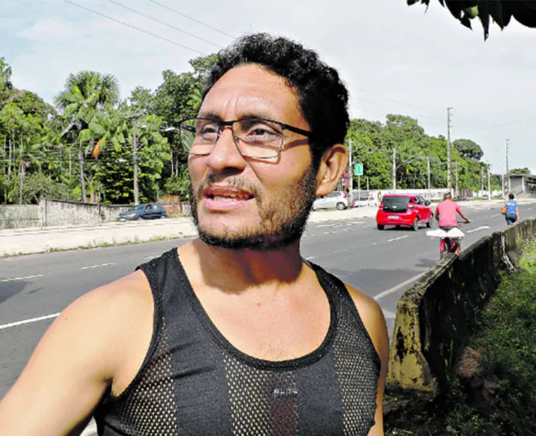 "Com tudo isso era para ter pensado em uma obra para todos, mas tem trecho que não tem calçada, não tem ciclovia”, Élio Gonçalves, Motorista