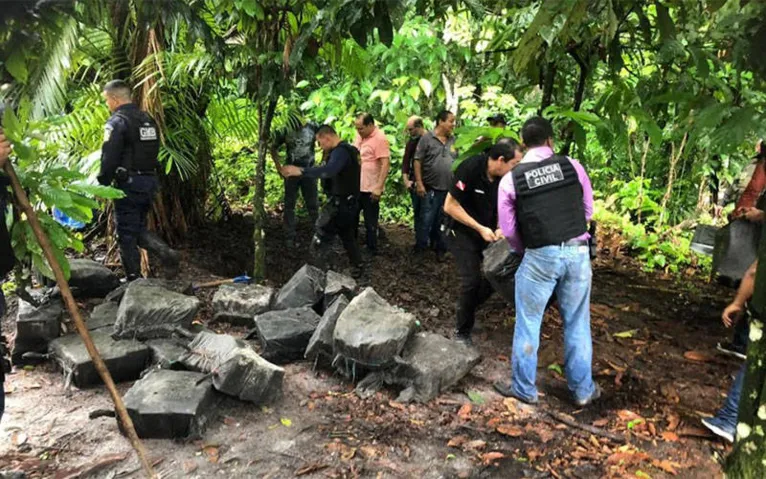 Duas toneladas de cocaína são encontradas em Mosqueiro em menos de 24h