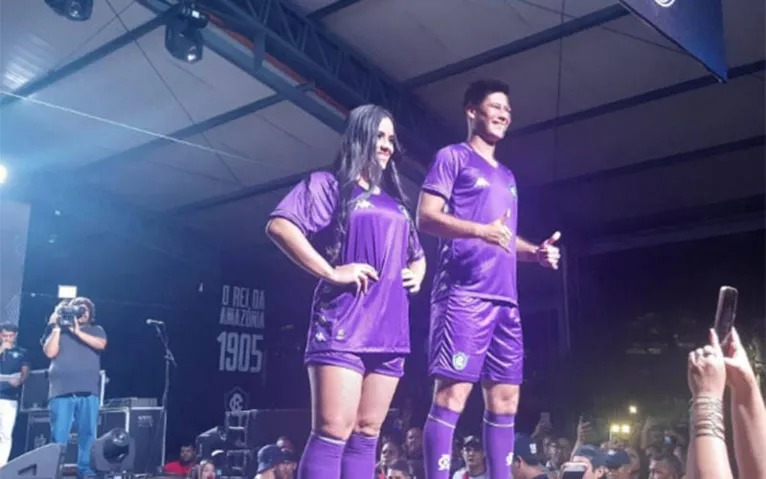 Leão apresenta uniformes da nova temporada. Veja!