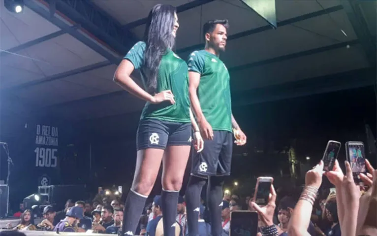 Leão apresenta uniformes da nova temporada. Veja!