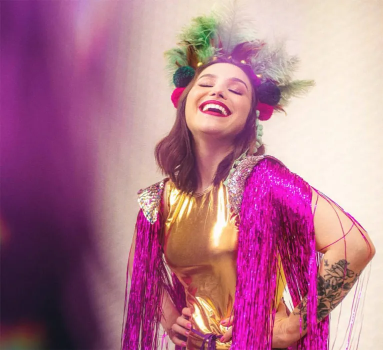 'Tapa mamilos', quepes e hot pants são tendências do Carnaval 2020