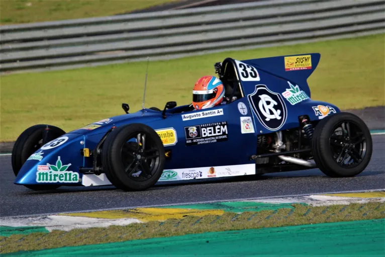 Piloto paraense abre a temporada da Fórmula Vee em busca do título inédito