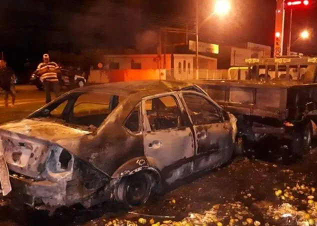 Cantor sertanejo Henrique morre após grave acidente de trânsito