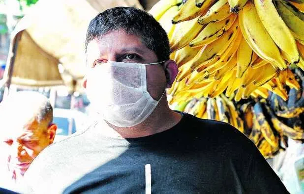 Raimundo Júnior: o trabalho na feira é sua única fonte de renda

