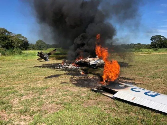 FAB intercepta avião em voo irregular sobre o Mato Grosso; veja!
