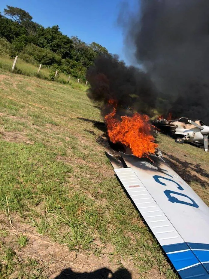 FAB intercepta avião em voo irregular sobre o Mato Grosso; veja!