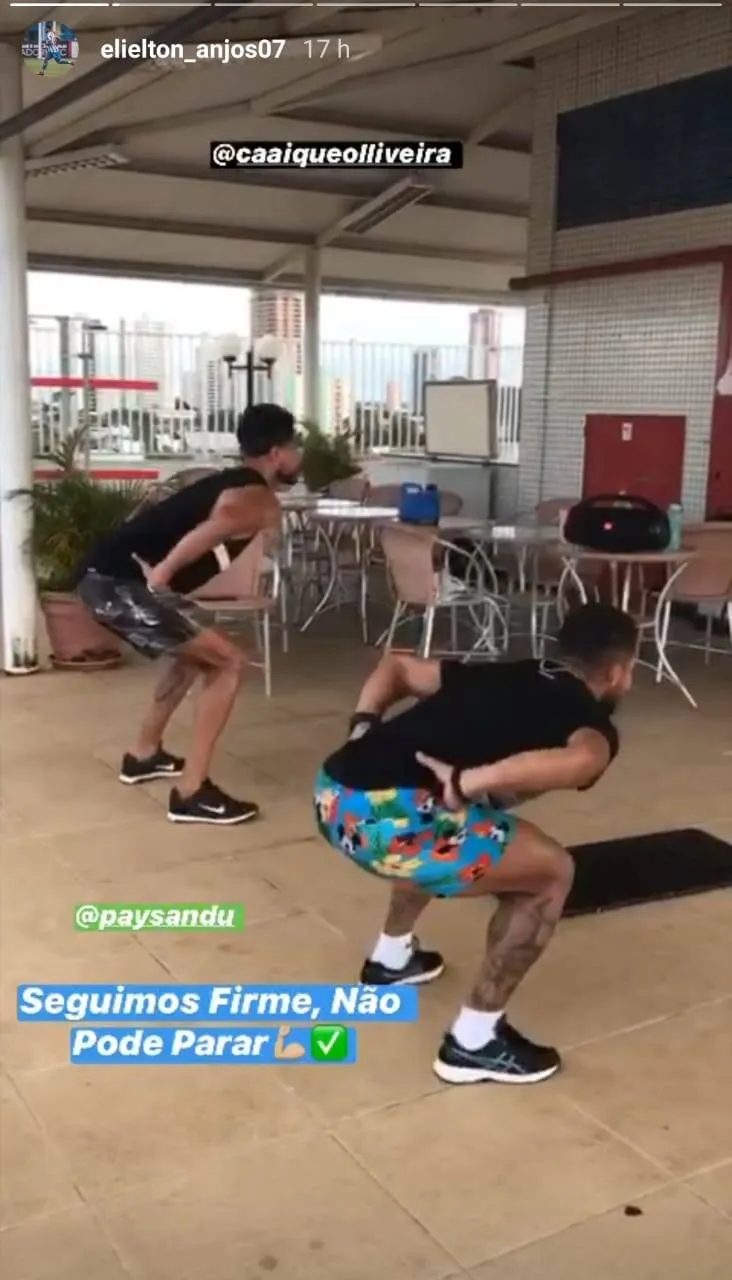 Elielton e Caíque Oliveira