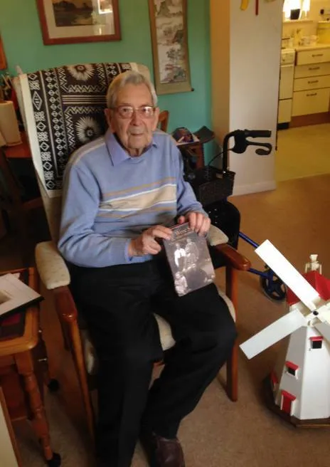"Já vivi o suficiente", diz homem de 111 anos sobre coronavírus