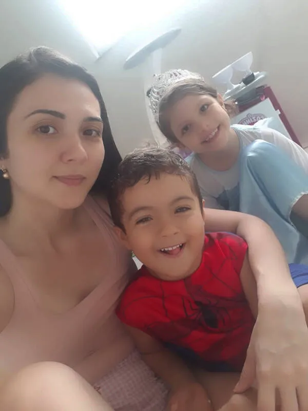 Jaci está aproveitando o período para fazer várias atividades com o filho e com a sobrinha. 
