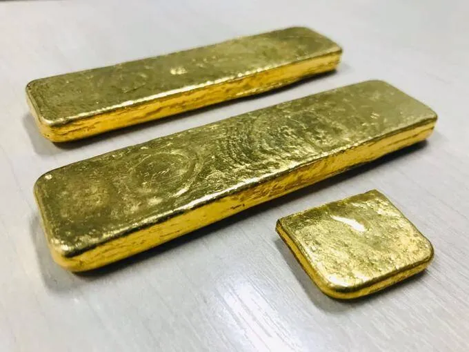 Trio é preso com barras de ouro avaliadas em R$ 250 mil