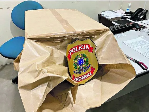 Cocaína é enviada pelo correio e homem é preso