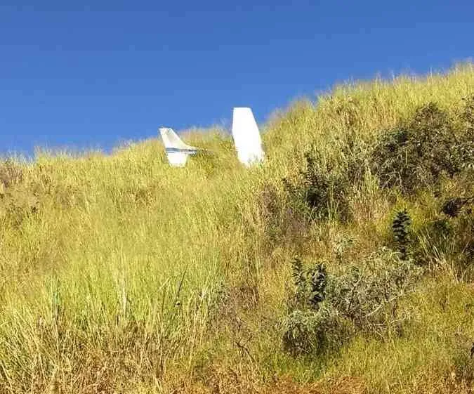 Avião monomotor sofreu pane ao decolar e derrapou na pista do aeroporto