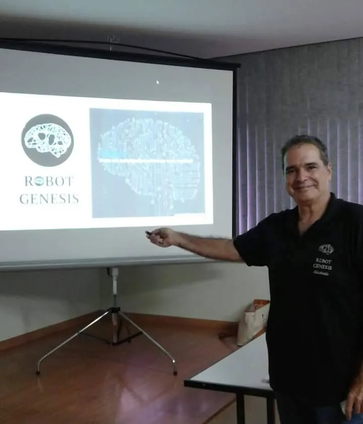 A humanização dos robôs é um diferencial apontado por Adozindo Neto