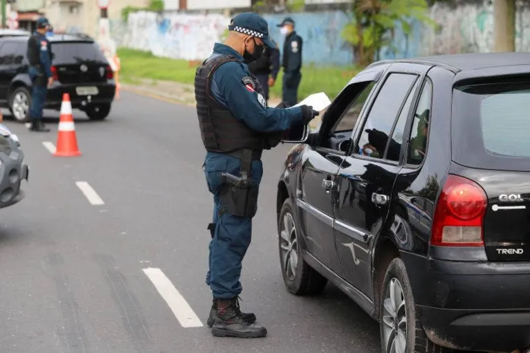 As penalidades continuam e muitos condutores insistem em desrespeitar o decreto