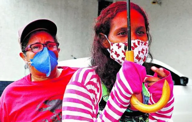 Busca por auxílio emergencial e regularização do CPF gera aglomeração