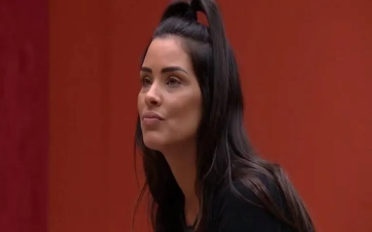 Ivy é eliminada. Babu, Manu e Mari estão no Paredão