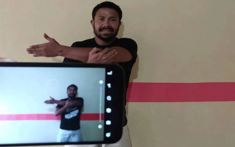 Isolamento social: praticar exercícios em casa ajuda a aumentar a resistência física. Confira!