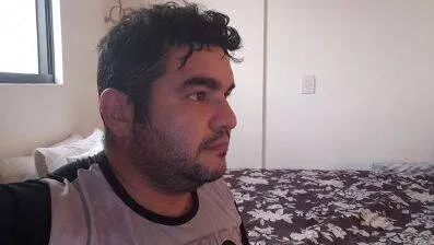 O músico saxofonista Harley Bichara foi uma das pessoas internadas no Hospital de Campanha e que agora está recuperado.