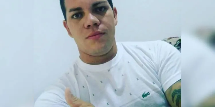 A vítima já foi preso.