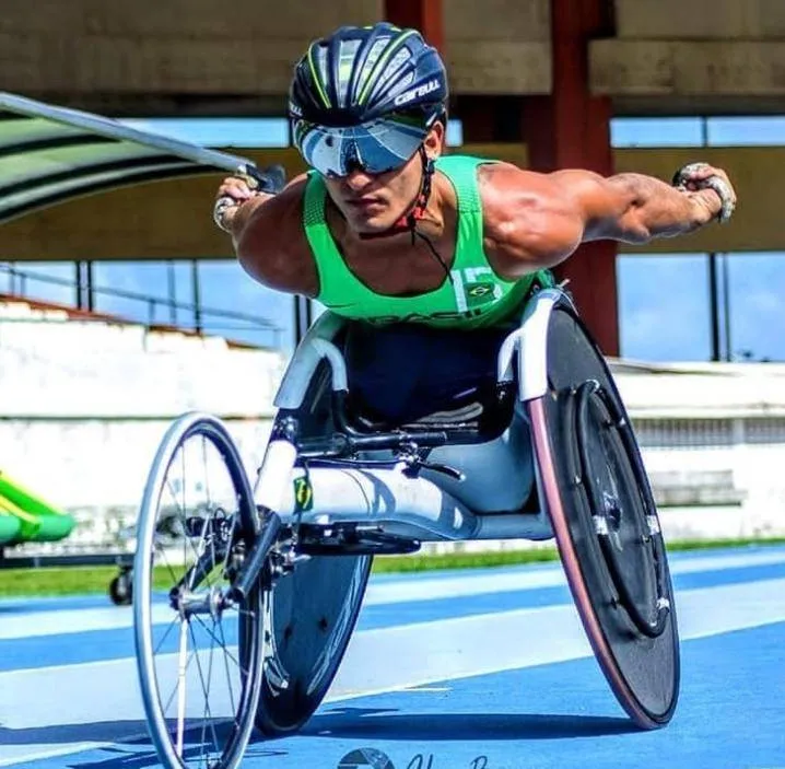 Atletas paralímpicos clamam por apoio em todo o Brasil