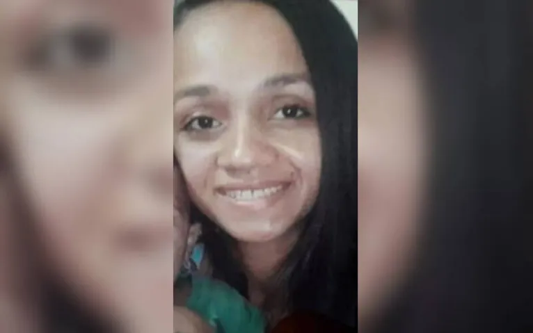 Jovem mata ex a facadas e deixa filho de 1 ano ao lado do corpo