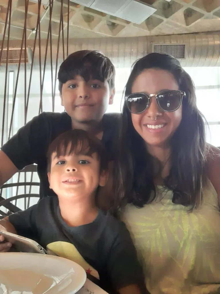 Dia das Mães: mãe de dois, um autista e um amor que ultrapassa diagnóstico