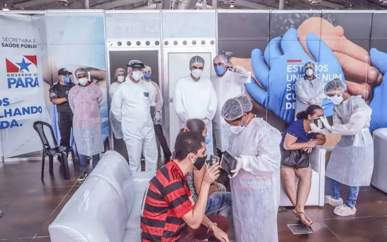 Governador acompanha a instalação de 60 novos respiradores no hospital de Campanha em Belém