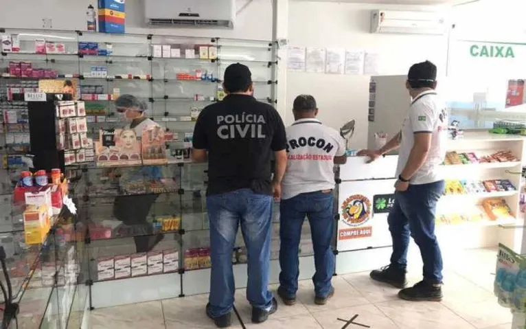 Mil litros de álcool em gel vendido a preço abusivo são apreendidos