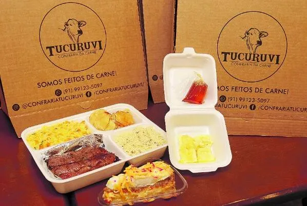 A Tucuruvi apresenta os cubos de queijo coalho, chouriço grelhado na brasa, arroz de pupunha e torta de cupuaçu com queijo

