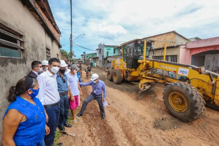 A Alameda A no bairro Maracacuera, em Icoaraci, distrito de Belém, não recebia melhorias como o asfalto há mais de 20 anos