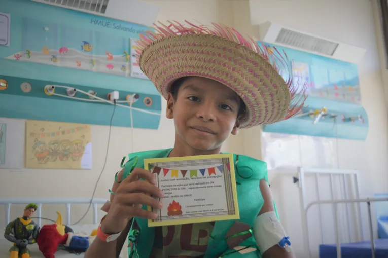 Crianças internadas no Hospital Metropolitano participam de Festa Junina na unidade