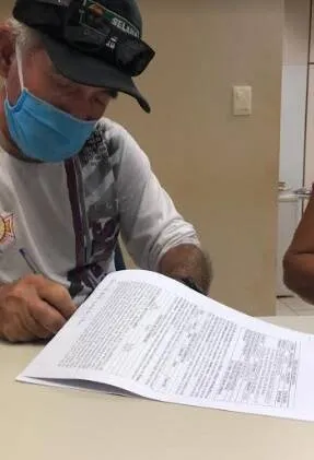 Otoniel durante a assinatura do contrato de Custeio.