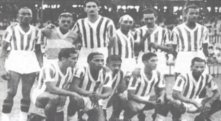 Time do Paysandu que goleou o Remo por 7 a 0 e conquistou o tetracampeonato 