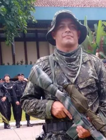 Sargento José Edmilson da Conceição Barros do Batalhão de Operações Policiais Especiais (Bope)