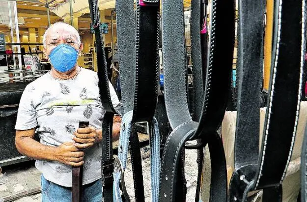 Para o ambulante Braz Leal, o movimento ainda é baixo 