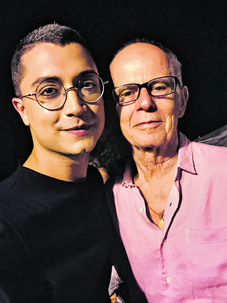 Arthur e Ronaldo Bastos: composição dividida entre cidades

