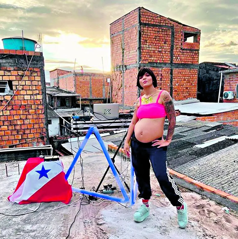 "Cresci na periferia, tenho uma relação emocional com o bairro. Além de ajudar, quero muito ser exemplo”, Keila, cantora


