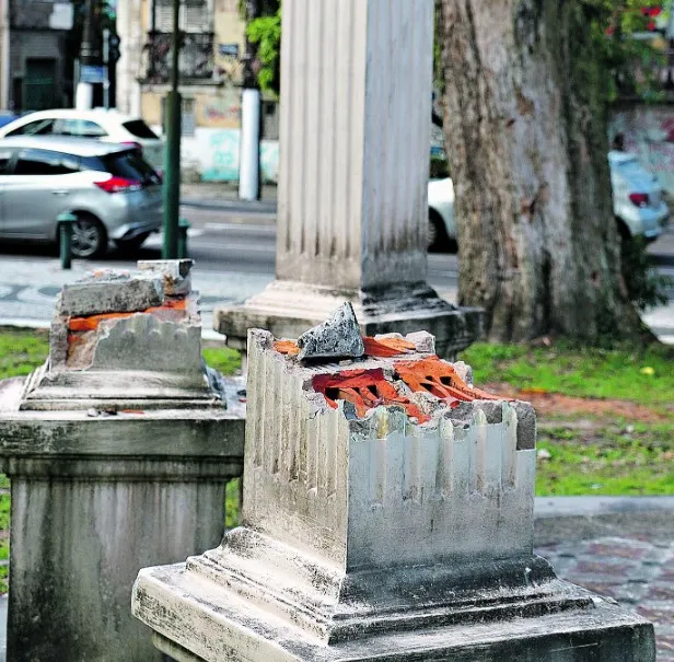 A Prefeitura de Belém avaliou o monumento e informou que vai iniciar os serviços somente em julho
