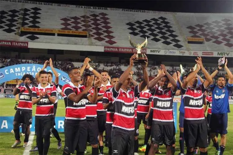 'Turbinado' pela parceria com o Athletico Paranaense, o Santa Cruz é um dos favoritos ao acesso à Série B.