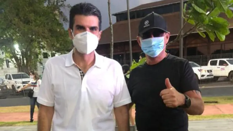 O médico e empresário, titular da Companhia Belém Academia, Eduardo Nassar (ao lado de Helder, na foto), é um dos maiores entusiastas do Parque Porto Futuro. Apoio e cuidado integral ao logradouro