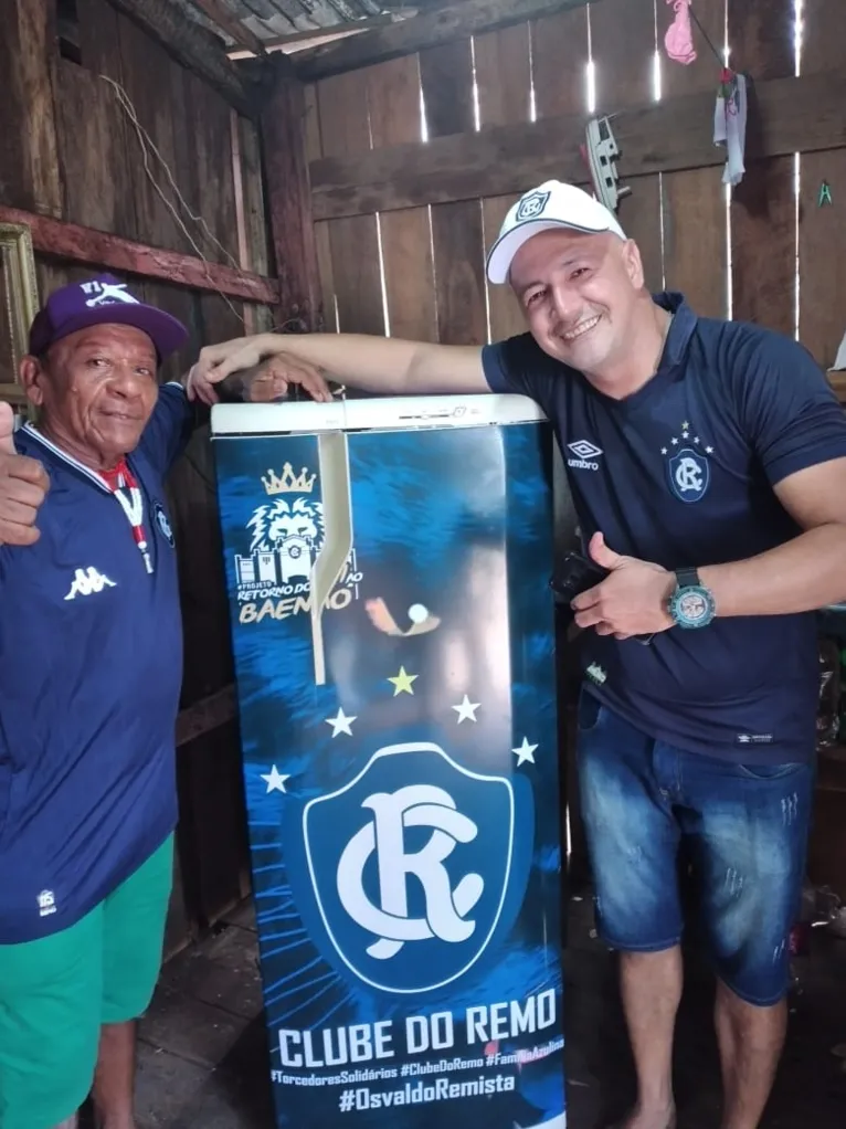 Casa de torcedor azulino ganha pintura nova após sofrer "ataque" nas redes sociais; veja!
