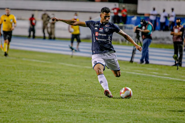 Remo fica no empate e soma 5 jogos sem vencer na Série C