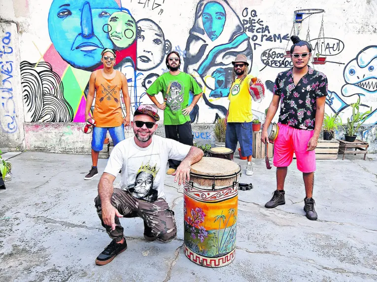 Çaivaite Penoso lança hoje o single "Batucada".